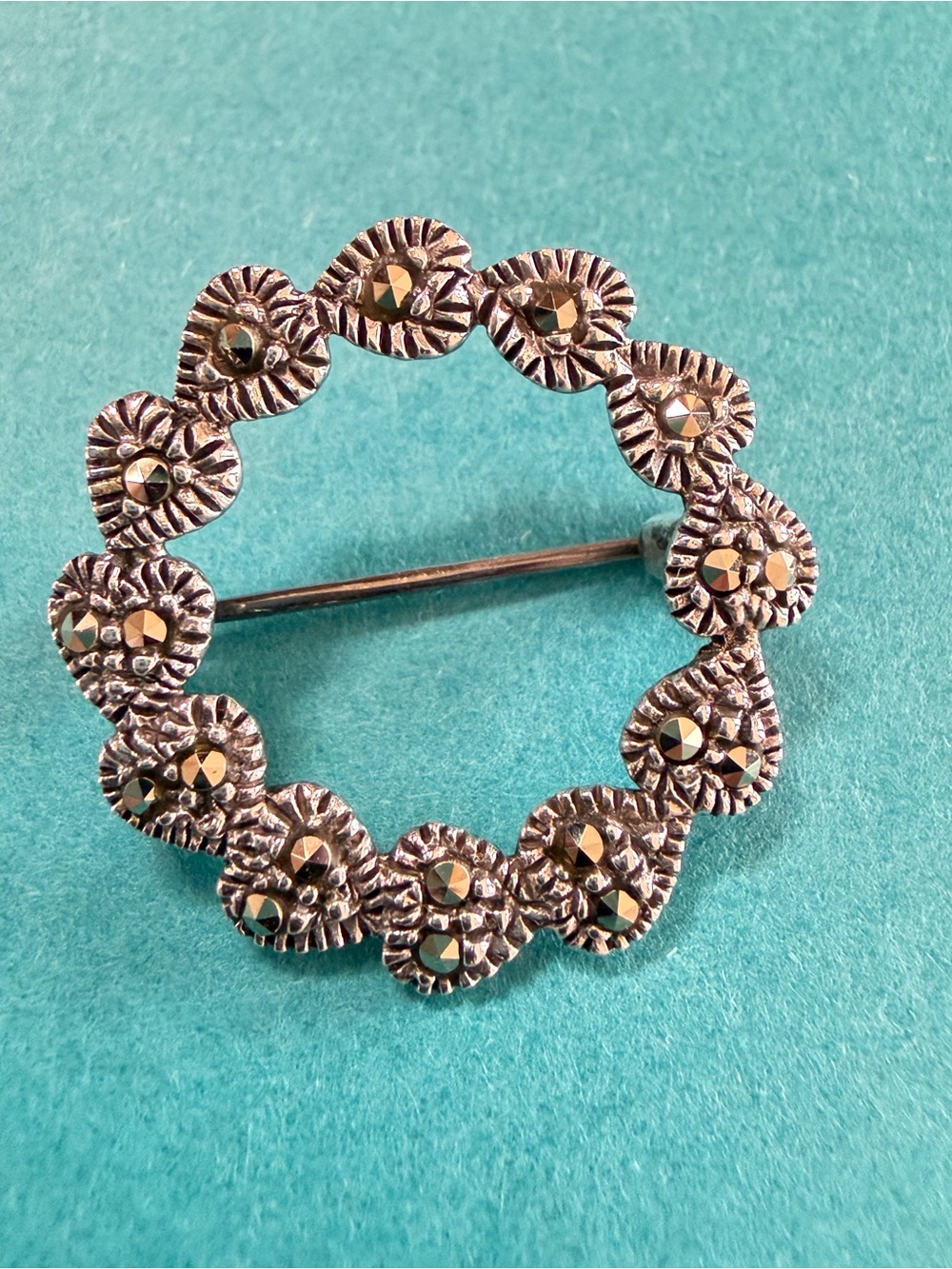 Sterling Silver Vintage Marcasite Circle Hearts Brooch